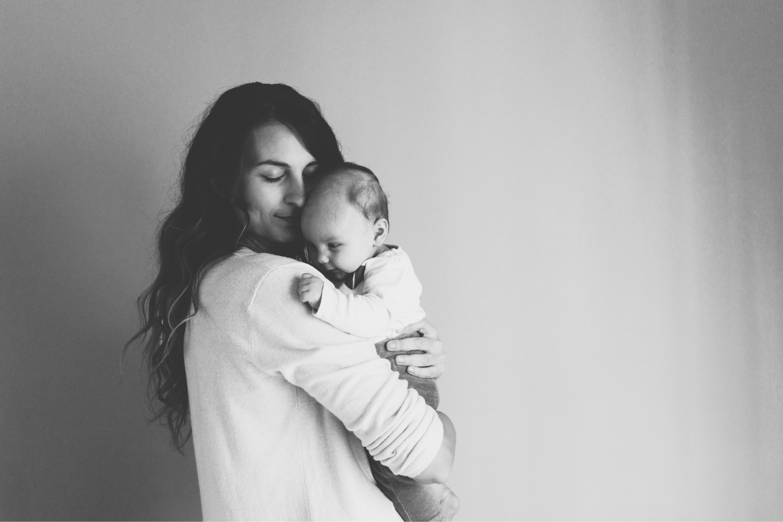 New Study: 5-MeO-DMT Achieves 100% Remission in Postpartum Depression Patients in a Single Day